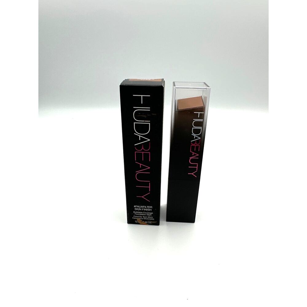 Huda Beauty Foundation Stick 335 B Beignet Brand New .44 oz